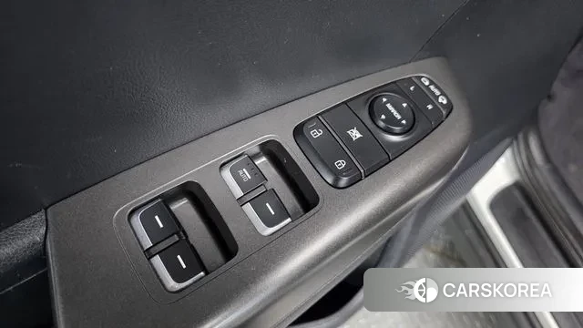 Kia Sportage The Bold 2018 Белый из Кореи, фото 3