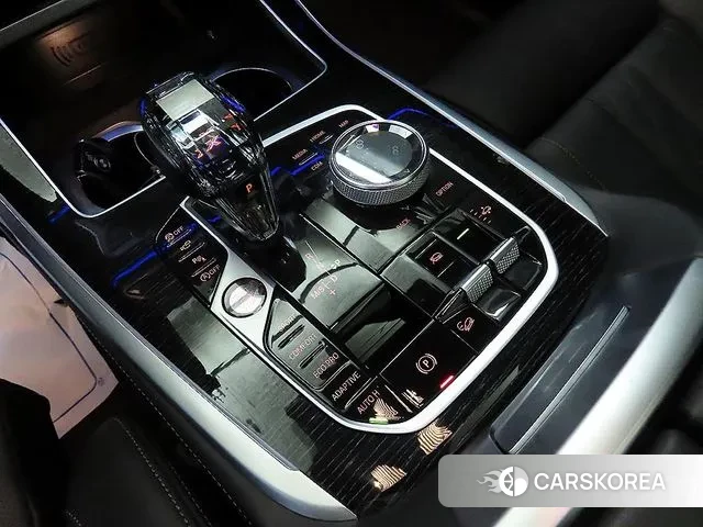 BMW X7 (G07) 2021 Белый из Кореи, фото 3