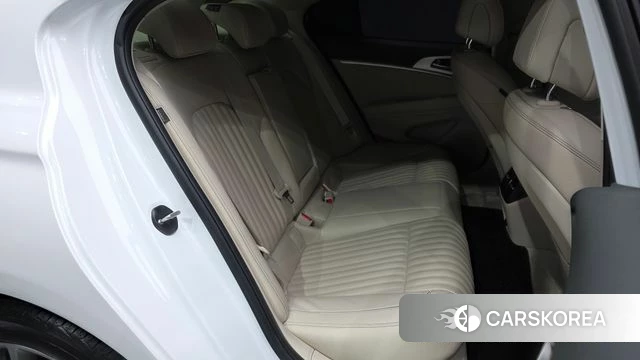 Genesis The New G70 2020 Белый из Кореи, фото 3