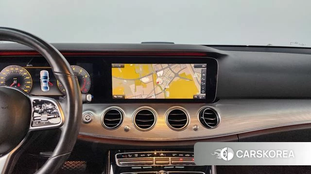 Mercedes-Benz E-Class W213 2019 Белый из Кореи, фото 3