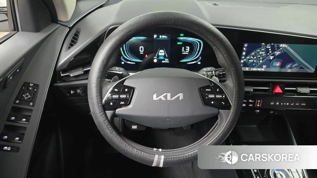 Kia Di Ol Nu Niro 2024 Белый из Кореи, фото 3