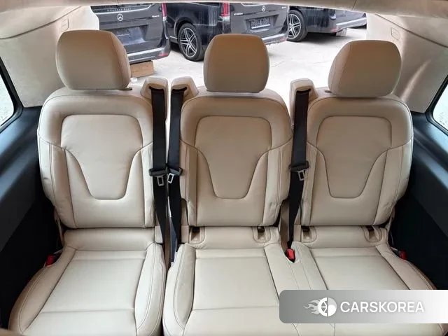 Mercedes-Benz V-Class 2025 Черный из Кореи, фото 3