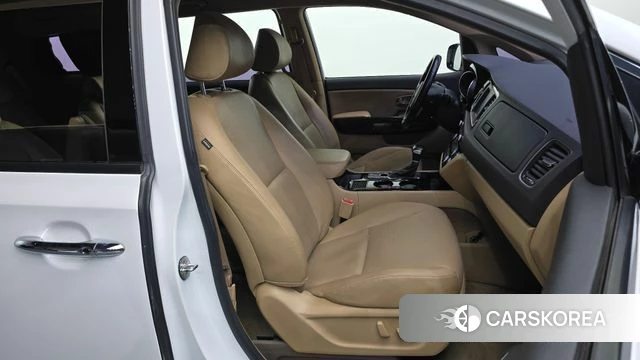 Kia The New Carnival 2019 Белый из Кореи, фото 3