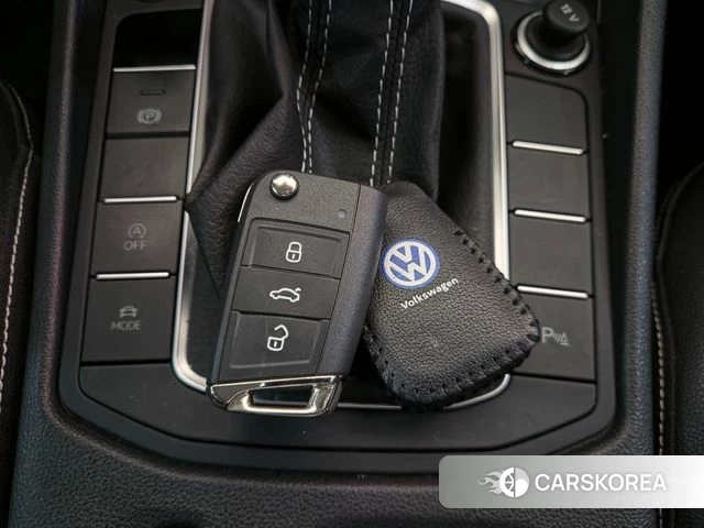 Volkswagen 7th Generation of Jetta 2022 Белый из Кореи, фото 3
