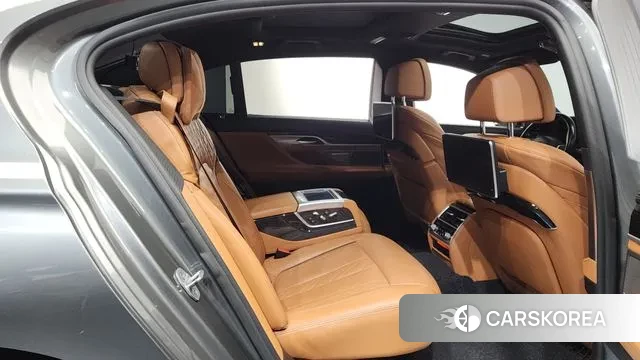 BMW 7 Series (G11) 2019 Серый из Кореи, фото 3