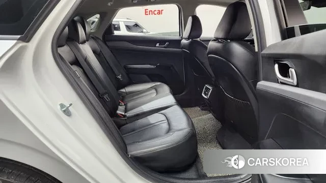 Kia K5 3rd generation 2023 Белый из Кореи, фото 3