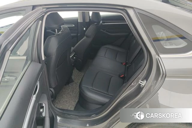 Geely Automobile Emgrand 2025 Темно-серый из Китая, фото 3