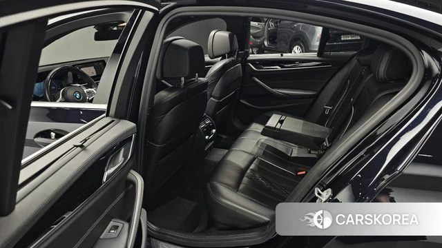 BMW 5 Series (G30) 2019 Синий из Кореи, фото 3