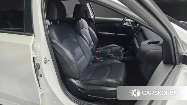 Kia Come New K3 2021 Белый из Кореи, фото 3