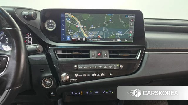 Lexus ES300h 7th generation 2024 Серый из Кореи, фото 3
