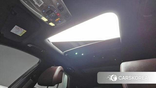 Genesis GV70 2023 Белый из Кореи, фото 3