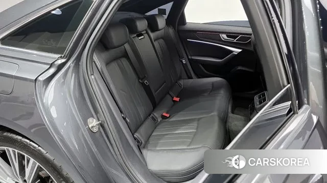 Audi A6 (C8) 2023 Серый из Кореи, фото 3