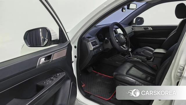 Ssangyong Rexton Sports 2019 Белый из Кореи, фото 3