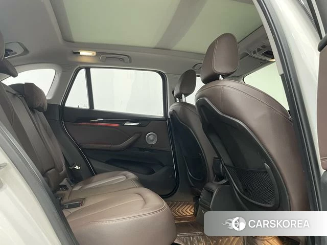 BMW X1 2022 Белый из Китая, фото 3