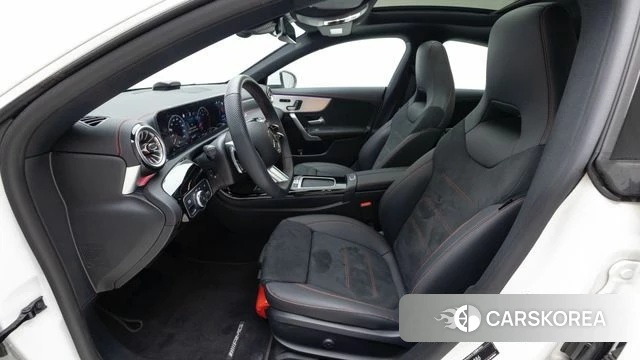 Mercedes-Benz CLA-Class C118 2026 Белый из Кореи, фото 3