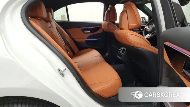 Mercedes-Benz C-Class W206 2025 Белый из Кореи, фото 3