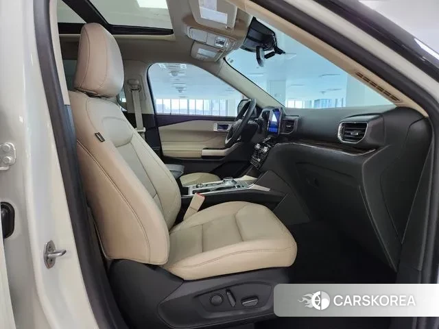 Ford Explorer 6th Generation id 2889107 из Кореи 3