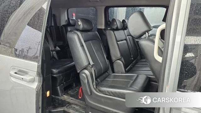 Hyundai Staria 2021 Серебряный из Кореи, фото 3