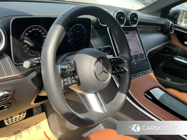 Mercedes-Benz GLC 2023 Черный из Китая, фото 3