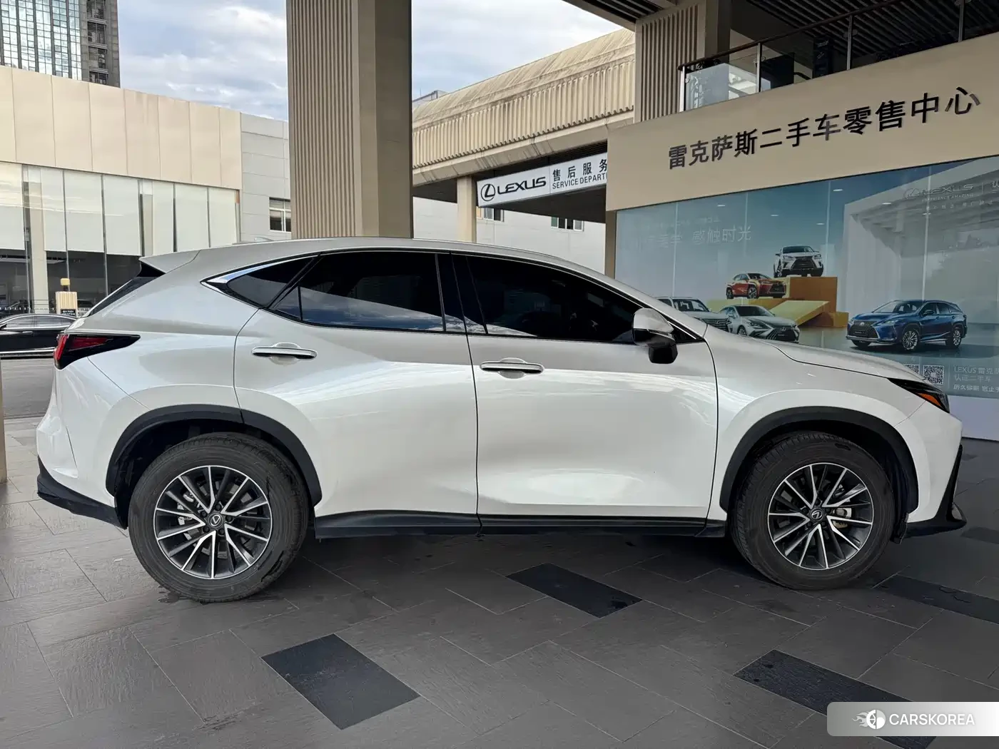 Lexus NX 2024 Белый из Китая, фото 3