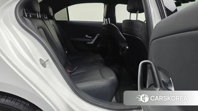 Mercedes-Benz A-Class W177 2021 Белый из Кореи, фото 3