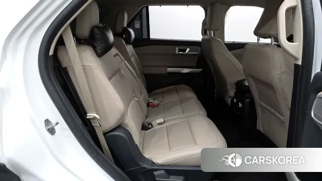 Ford Explorer 6th Generation 2021 Белый из Кореи, фото 3