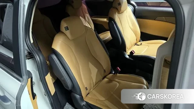 Kia Carnival 4th generation 2022 Белый из Кореи, фото 3