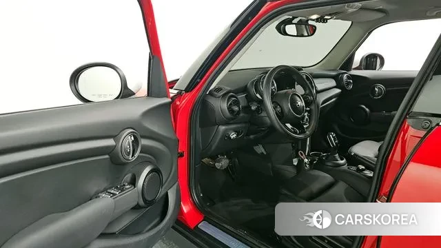 Mini Cooper 2020 Красный из Кореи, фото 3