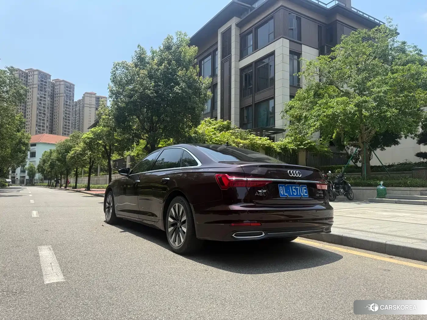 Audi A6L 2019 Red/purple из Китая, фото 3