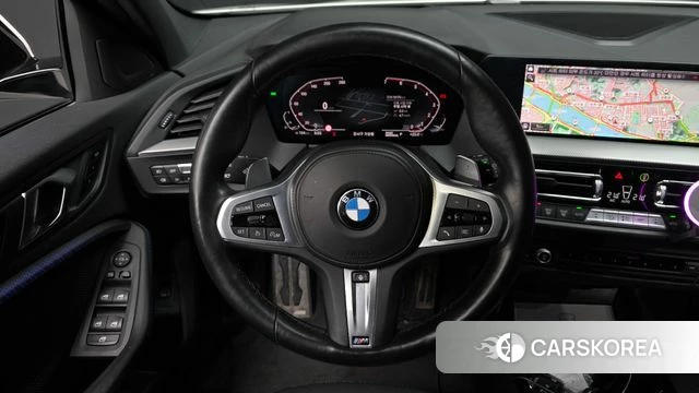 BMW 1 Series (F40) 2023 Белый из Кореи, фото 3