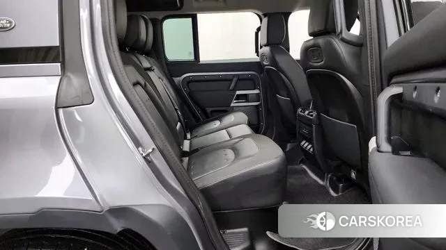 Land Rover Defender (L663) 2020 Серебряный из Кореи, фото 3