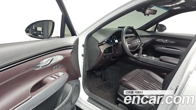 Genesis GV70 2022 Белый из Кореи, фото 3