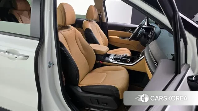 Kia Carnival 4th generation 2023 Белый из Кореи, фото 3