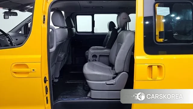 Hyundai The New Grand Starex 2019 Желтый из Кореи, фото 3