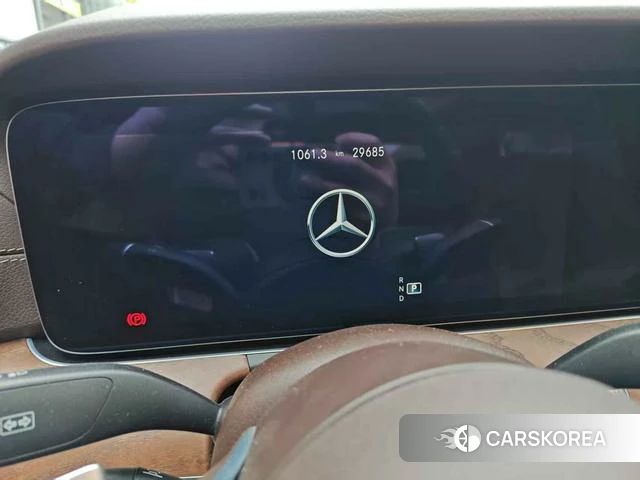 Mercedes-Benz E-class 2022 Черный из Китая, фото 3