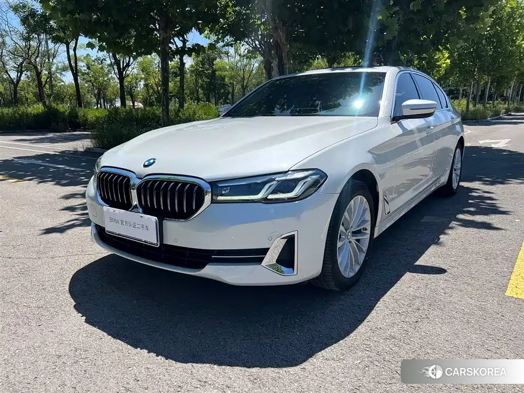 BMW 5 series 2023 Белый из Китая, фото 3