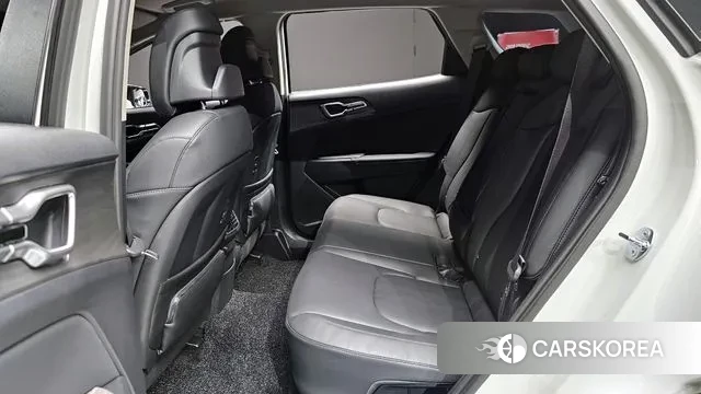 Kia Sportage 5th Generation Hybrid 2024 Белый из Кореи, фото 3