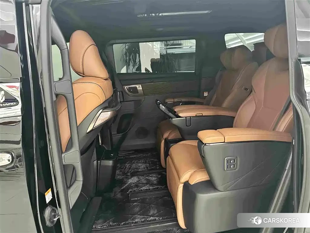 Toyota Elfa 2025 Черный из Китая, фото 3