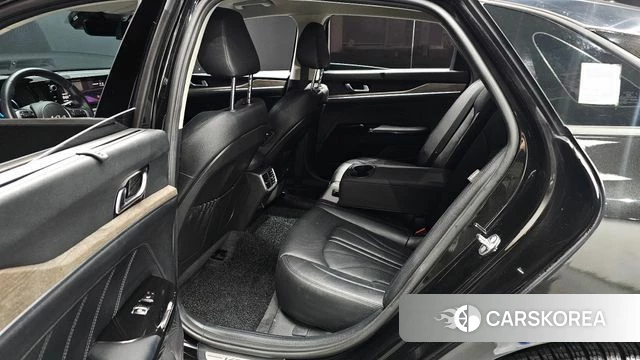 Kia K5 3rd generation 2023 Черный из Кореи, фото 3