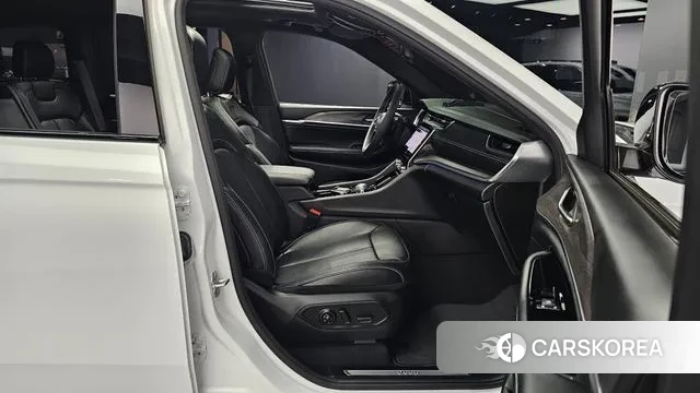 Jeep Grand Cherokee (WL) 2023 Белый из Кореи, фото 3