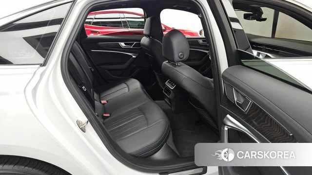 Audi A6 (C8) 2022 Белый из Кореи, фото 3