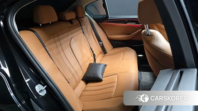 BMW 5 Series (G30) 2022 Черный из Кореи, фото 3