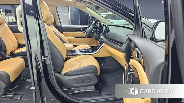 Kia Carnival 4th generation 2023 Черный из Кореи, фото 3