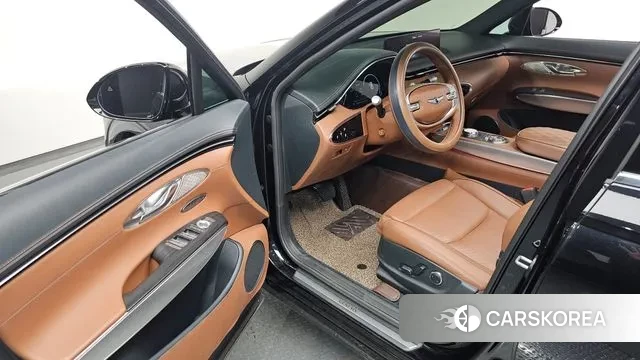 Genesis GV70 2022 Черный из Кореи, фото 3