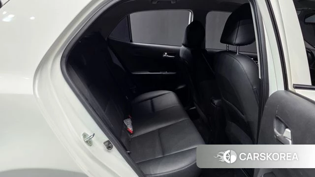 Kia Morning Urban (JA) 2022 Белый из Кореи, фото 3