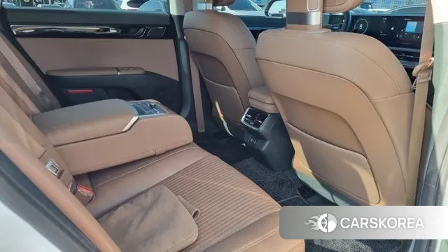 Hyundai Grandeur Hybrid (GN7) 2023 Белый из Кореи, фото 3