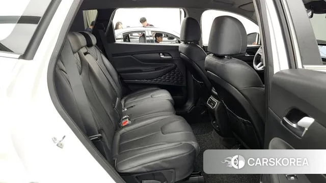 Hyundai The New Santa Fe 2022 Белый из Кореи, фото 3