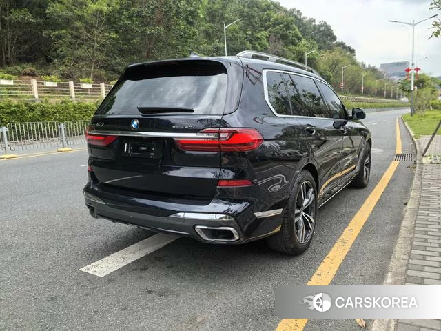BMW X7 2020 Черный из Китая, фото 3