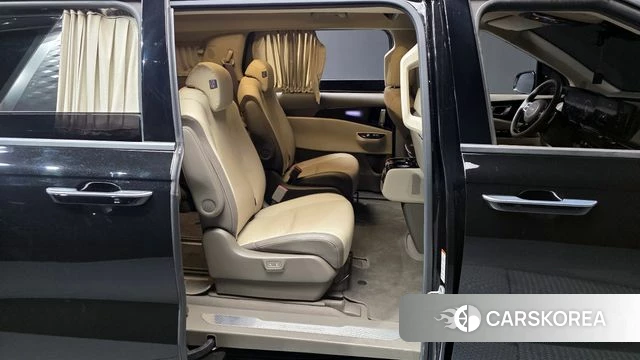 Kia Carnival 4th generation 2023 Черный из Кореи, фото 3