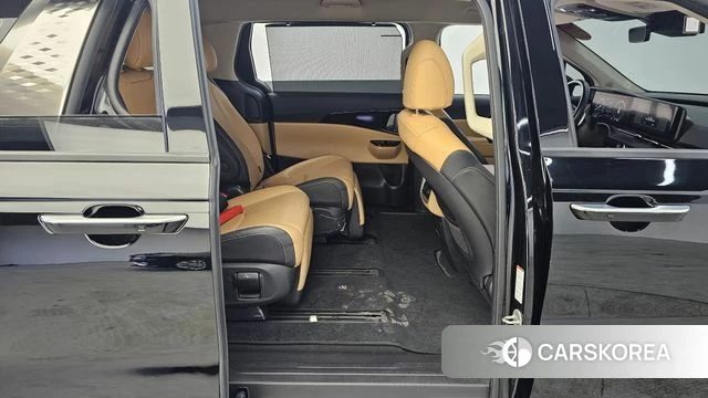 Kia Carnival 4th generation 2022 Черный из Кореи, фото 3